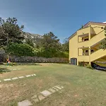 Rubessa S Parkirnim Mjestom 公寓 *