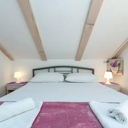 Rubessa Apartament *