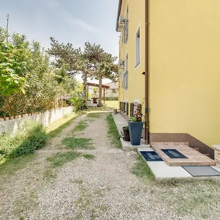 Rubessa Apartament Baška