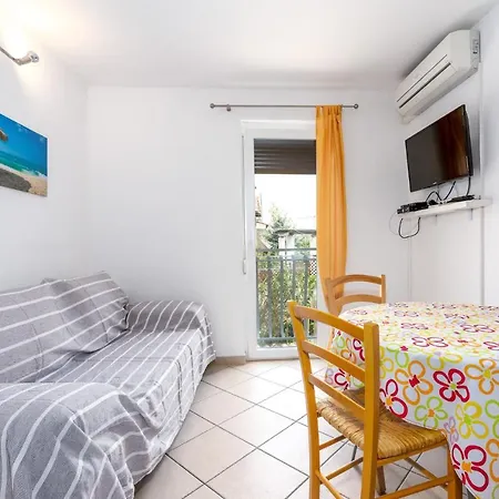 Apartament Rubessa *