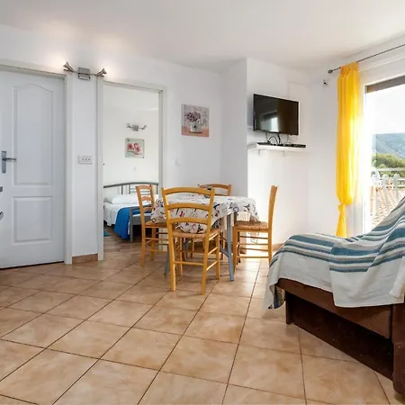 Rubessa Apartament *